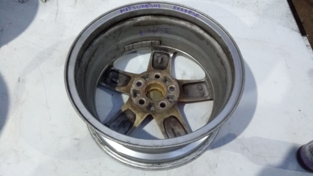 ARO SIN LLANTA MITSUBISHI ECLIPSE 2006 AL 2012